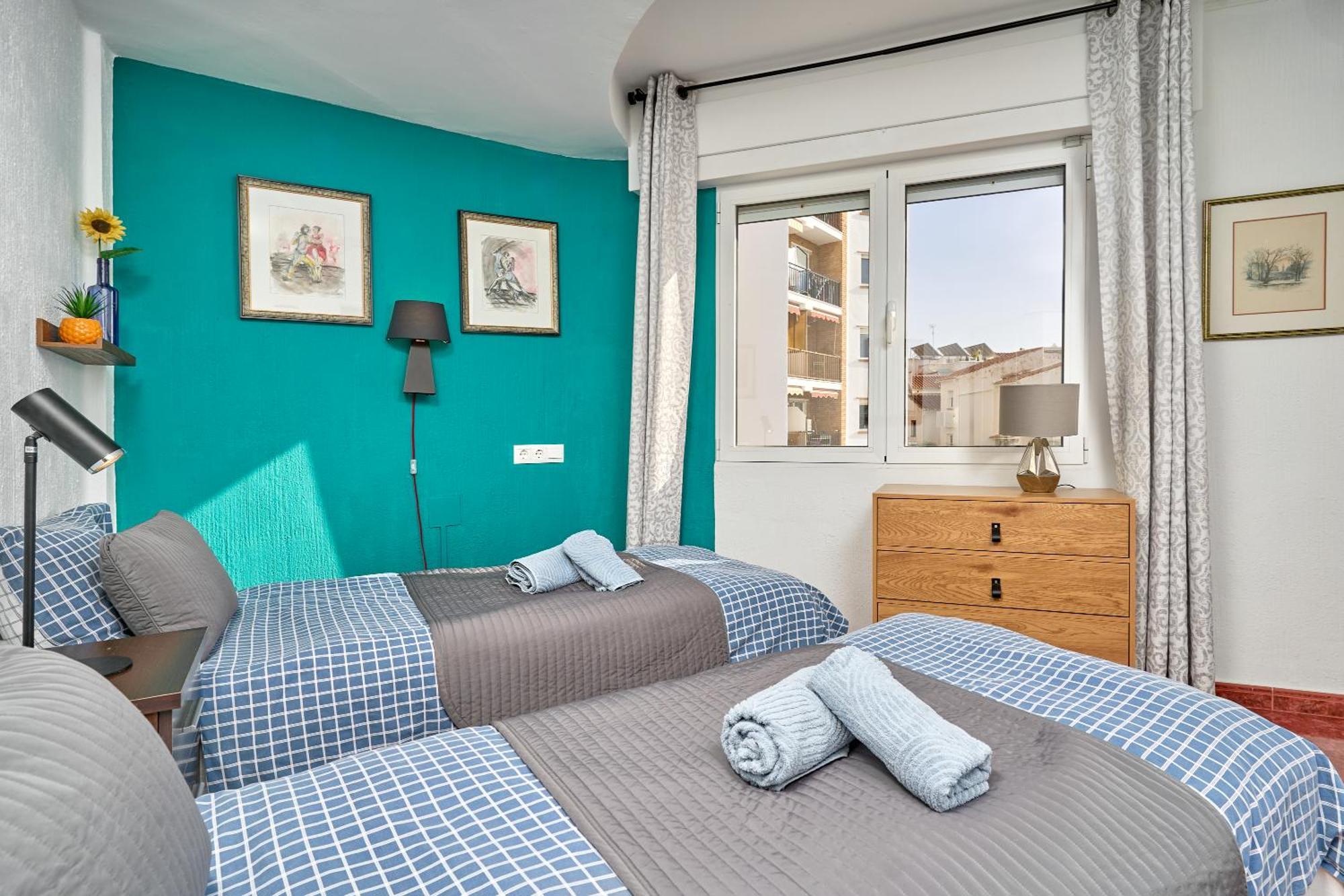 Apartment Spectacular Sea Views, 2 Bed,2 Bath